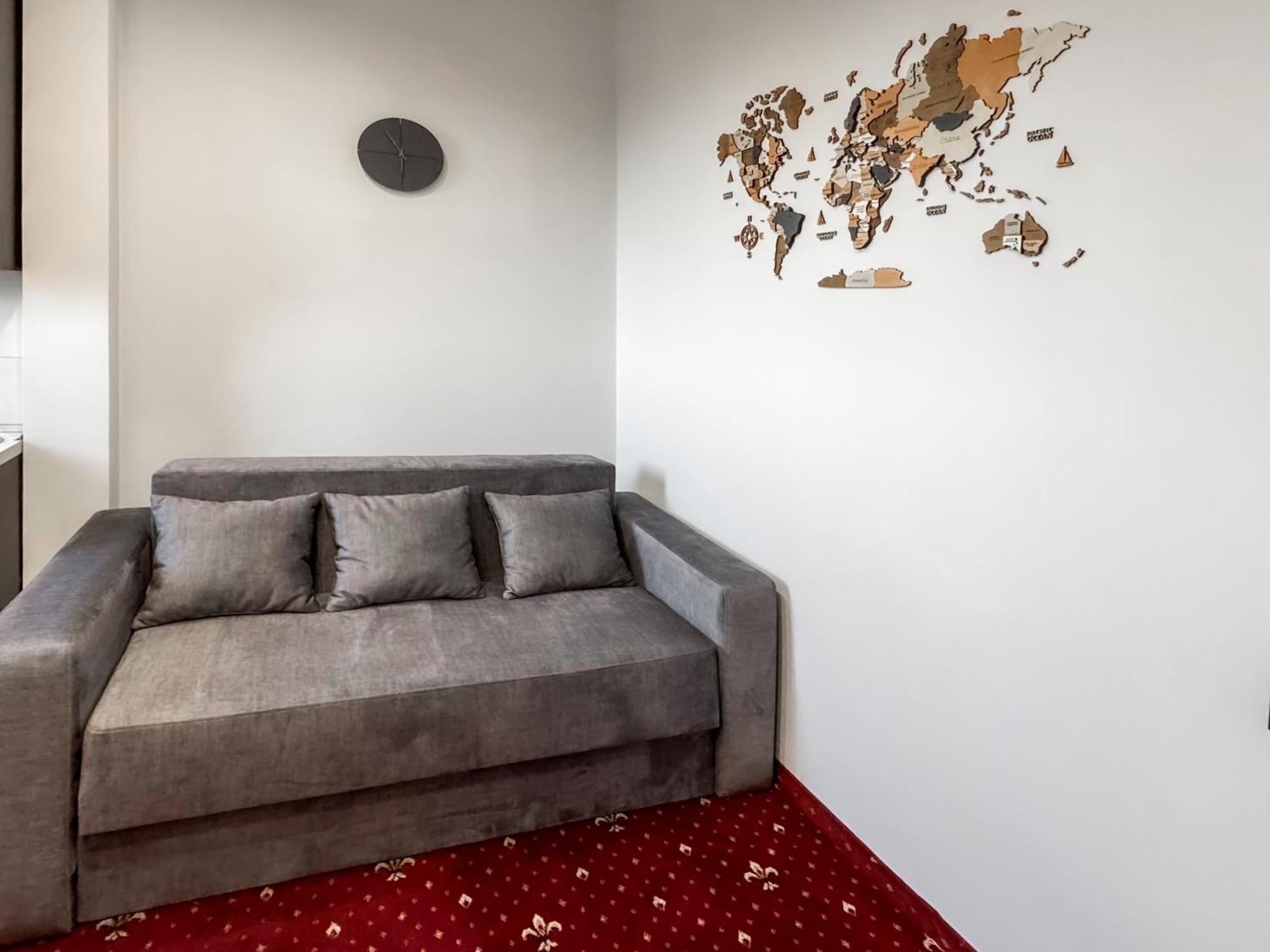 Apartments On Zaliznychna 49 Ivano Frankivsk Bagian luar foto
